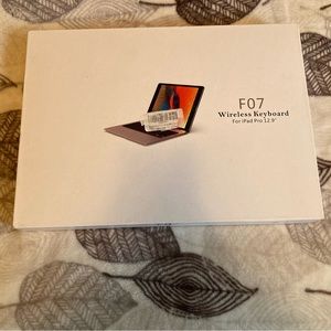 F07 Wireless Keypad for IPad Pro 12.9